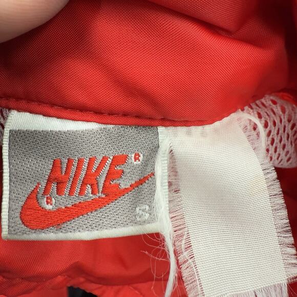 Nike Jacket Mens Small Red Black White Colorblock Windbreaker Full Zip Swoosh - Picture 4 of 10